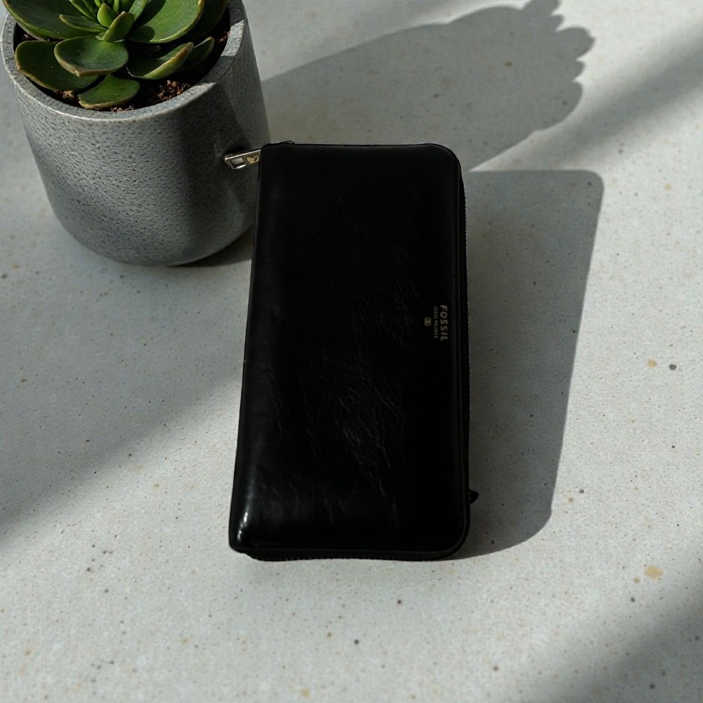 Fossil Black Leather Zip Around Continental Wallet Organizer - Picture 4 of 8